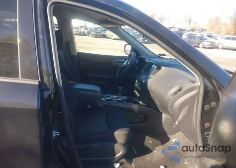 2018 Nissan Pathfinder S из США, поврежденный, VIN 5N1DR2MM1JC608539